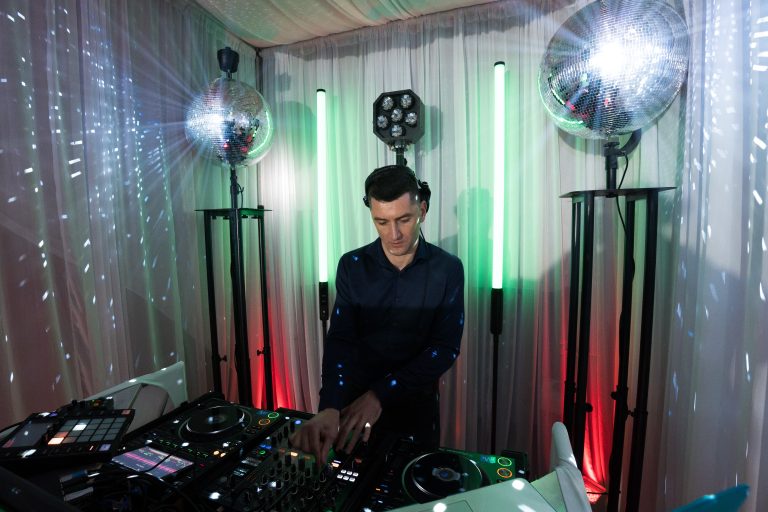 wedding dj wedding entertainment